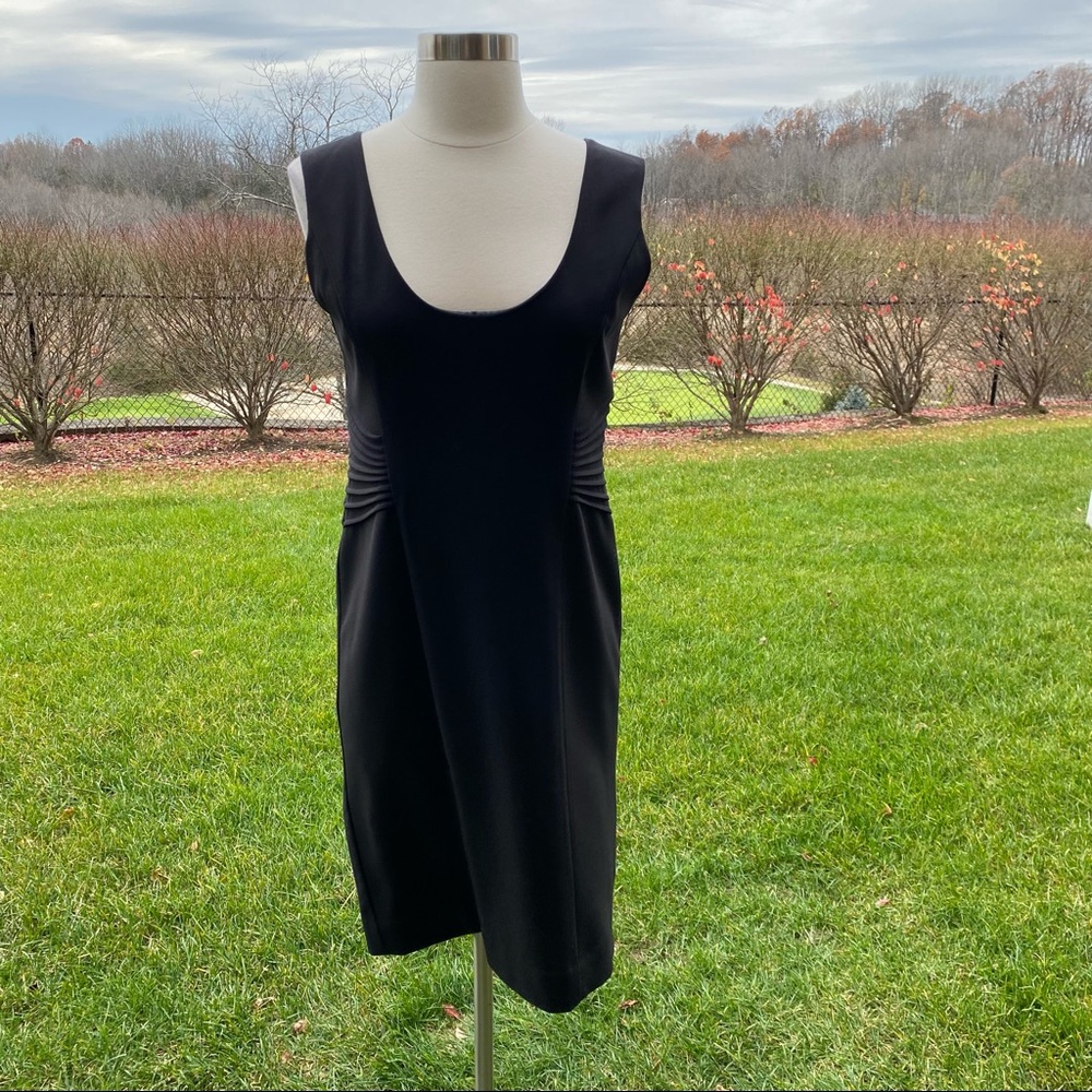 Essentials by ABS Sleeveless Black Dress